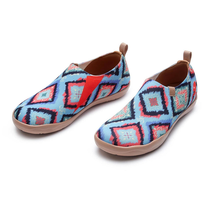 UIN Women Bold Charm Toledo I Women Canvas loafers