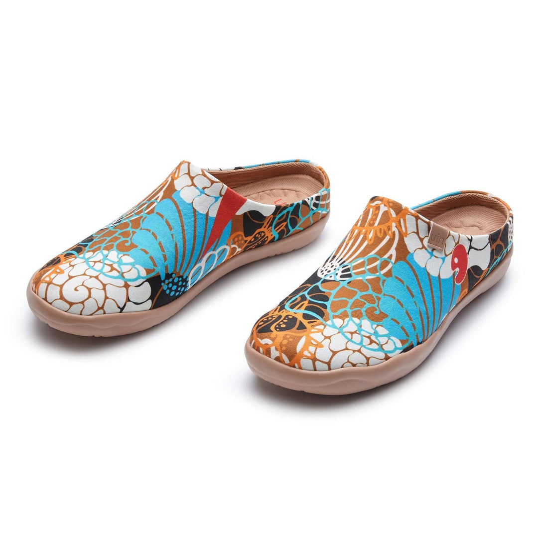 UIN Women Colorful Shells Malaga Women Canvas loafers