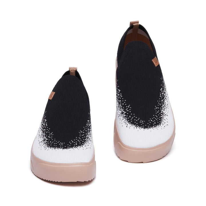 UIN Men Black Spray Fuerteventura I Men Canvas loafers