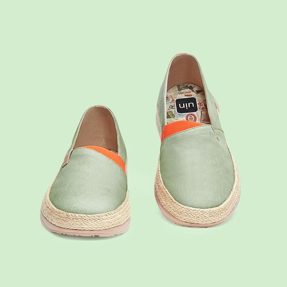 UIN Men Marbella Morandi Green Canvas loafers