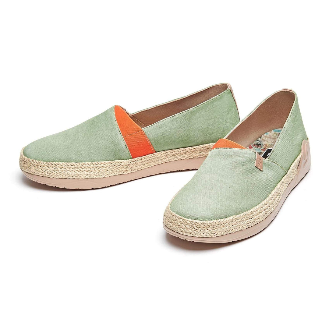 UIN Men Marbella Morandi Green Canvas loafers