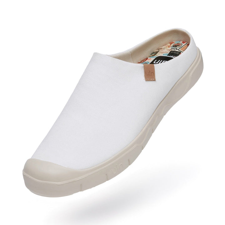 UIN Men Pure White Cadiz III Men Canvas loafers