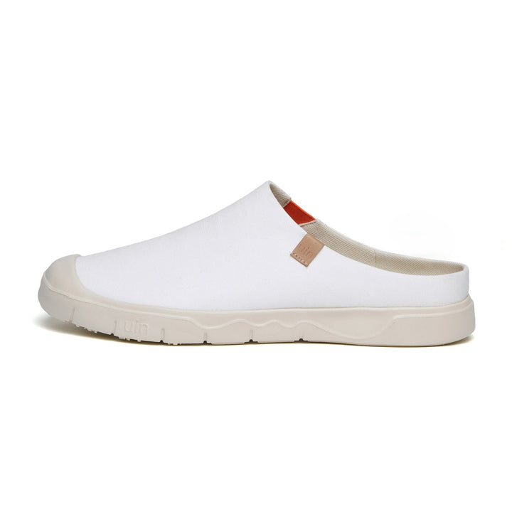 UIN Men Pure White Cadiz III Men Canvas loafers