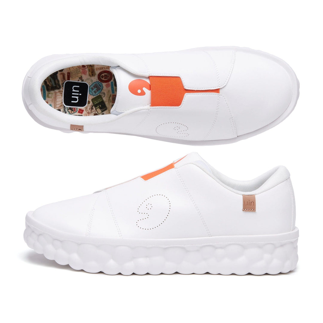 UIN Men Pure White Las Ramblas I Men Canvas loafers