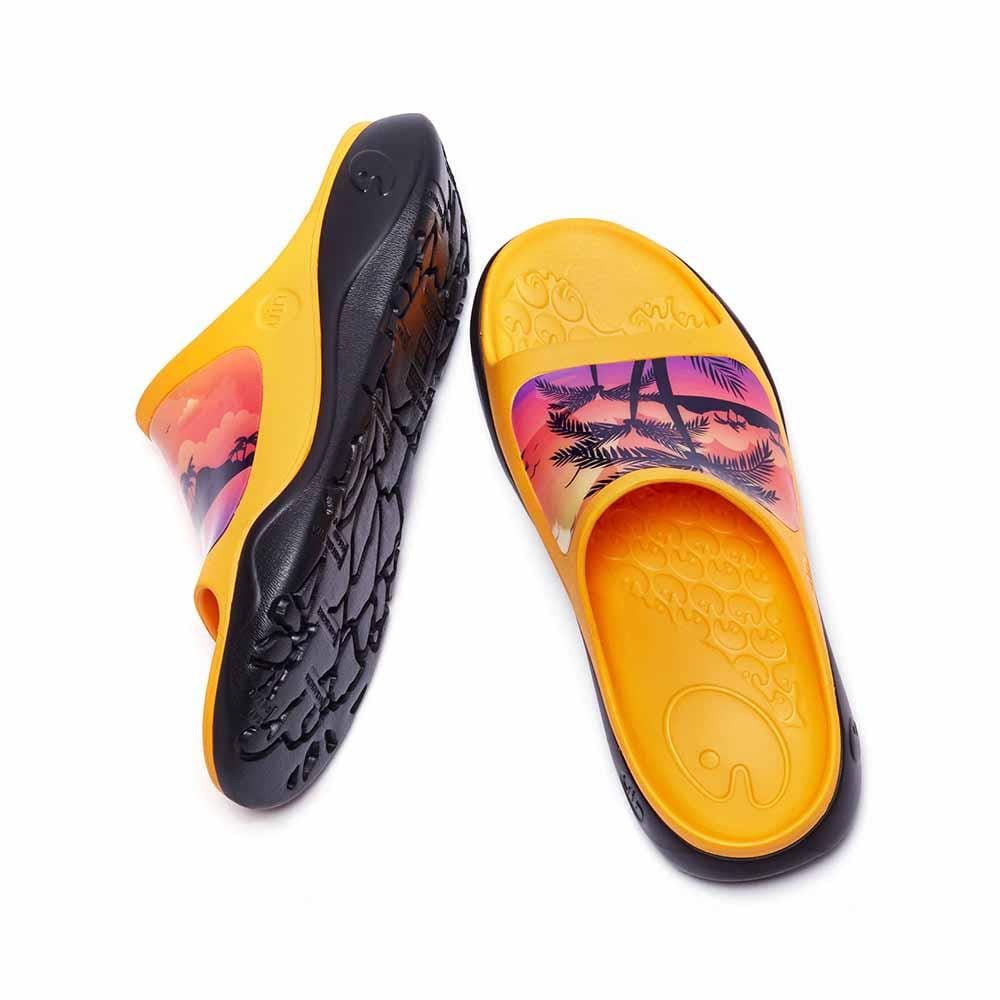 UIN Footwear Men Romantic Island Ibiza Slides Canvas loafers