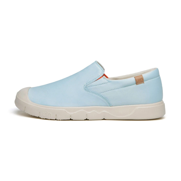 UIN Women Blue Sky Cardiz I Women Canvas loafers