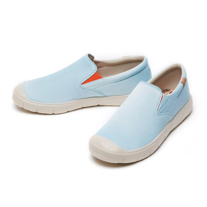 UIN Women Blue Sky Cardiz I Women Canvas loafers