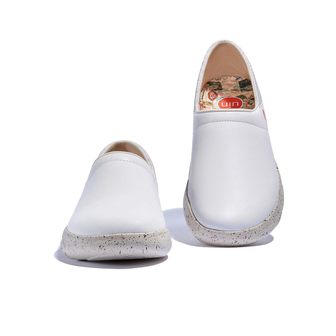 UIN Women Bright White Mojacar II Women Canvas loafers