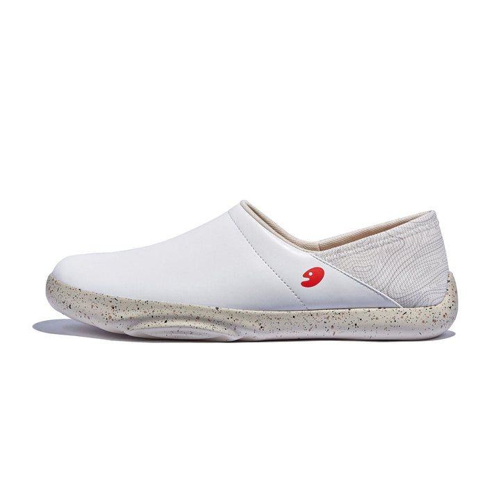 UIN Women Bright White Mojacar II Women Canvas loafers