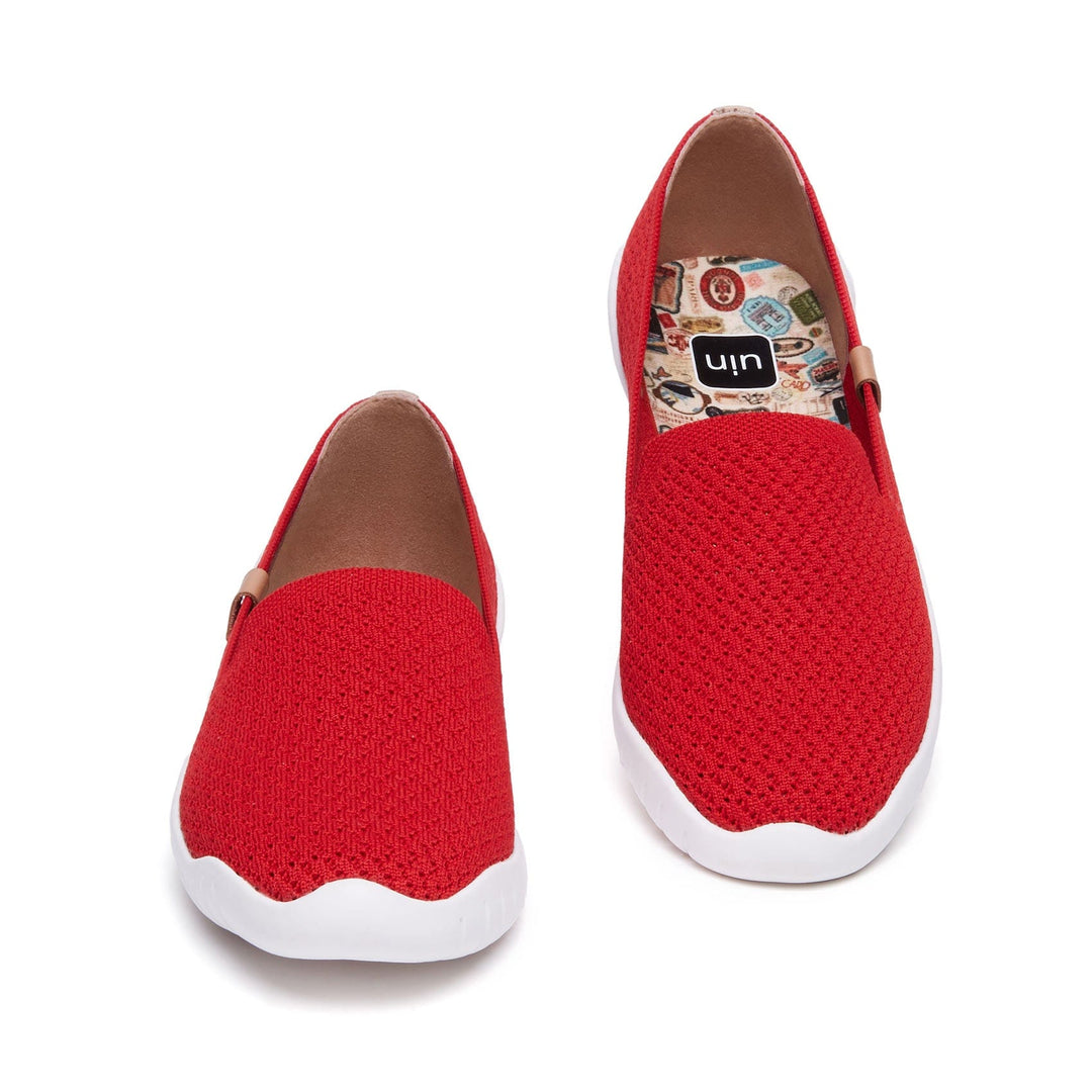 UIN Women Crimson Menorca II Women Canvas loafers