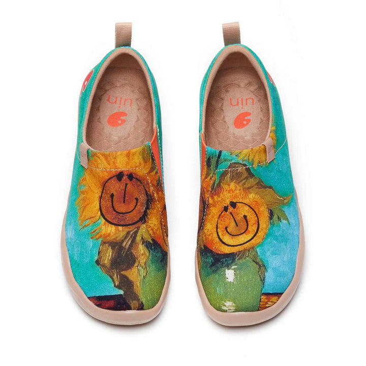 UIN Women Foral Smiley Toledo I Women Canvas loafers