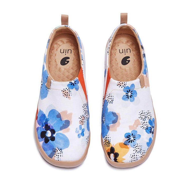 UIN Women Forget Me Nots Women Canvas loafers