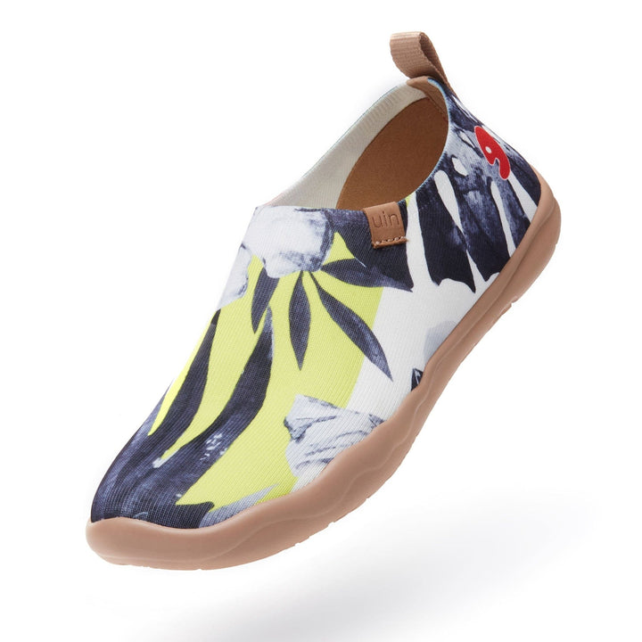 UIN Women Hibiscus in Full Bloom Toledo I Women Canvas loafers