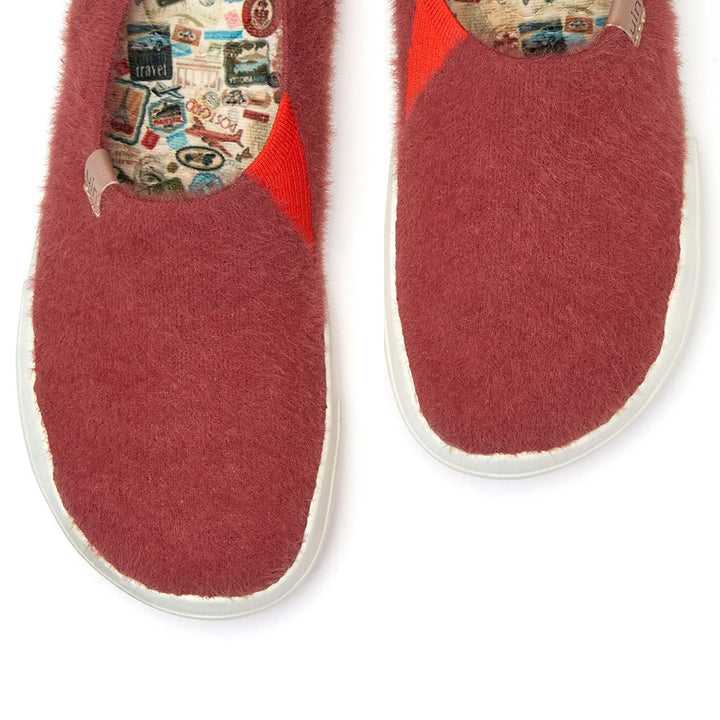 Mineral Red Toledo VIII Women