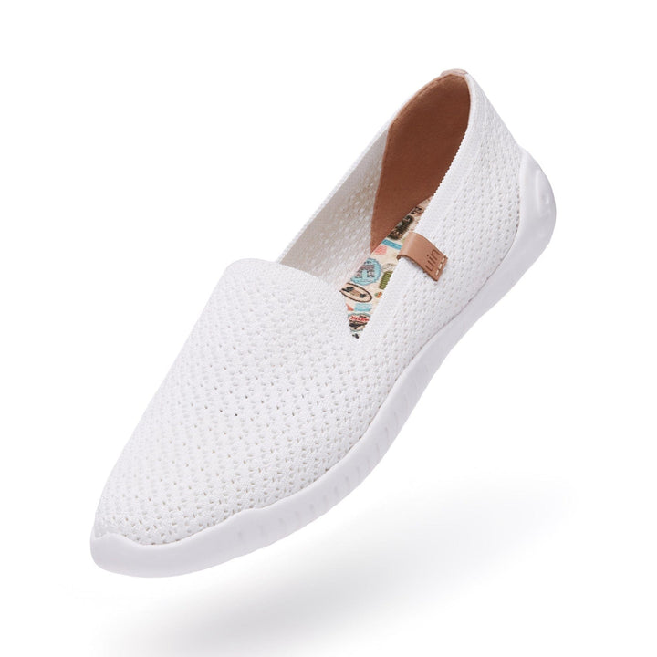 UIN Women Pure White Minorca II Women Canvas loafers