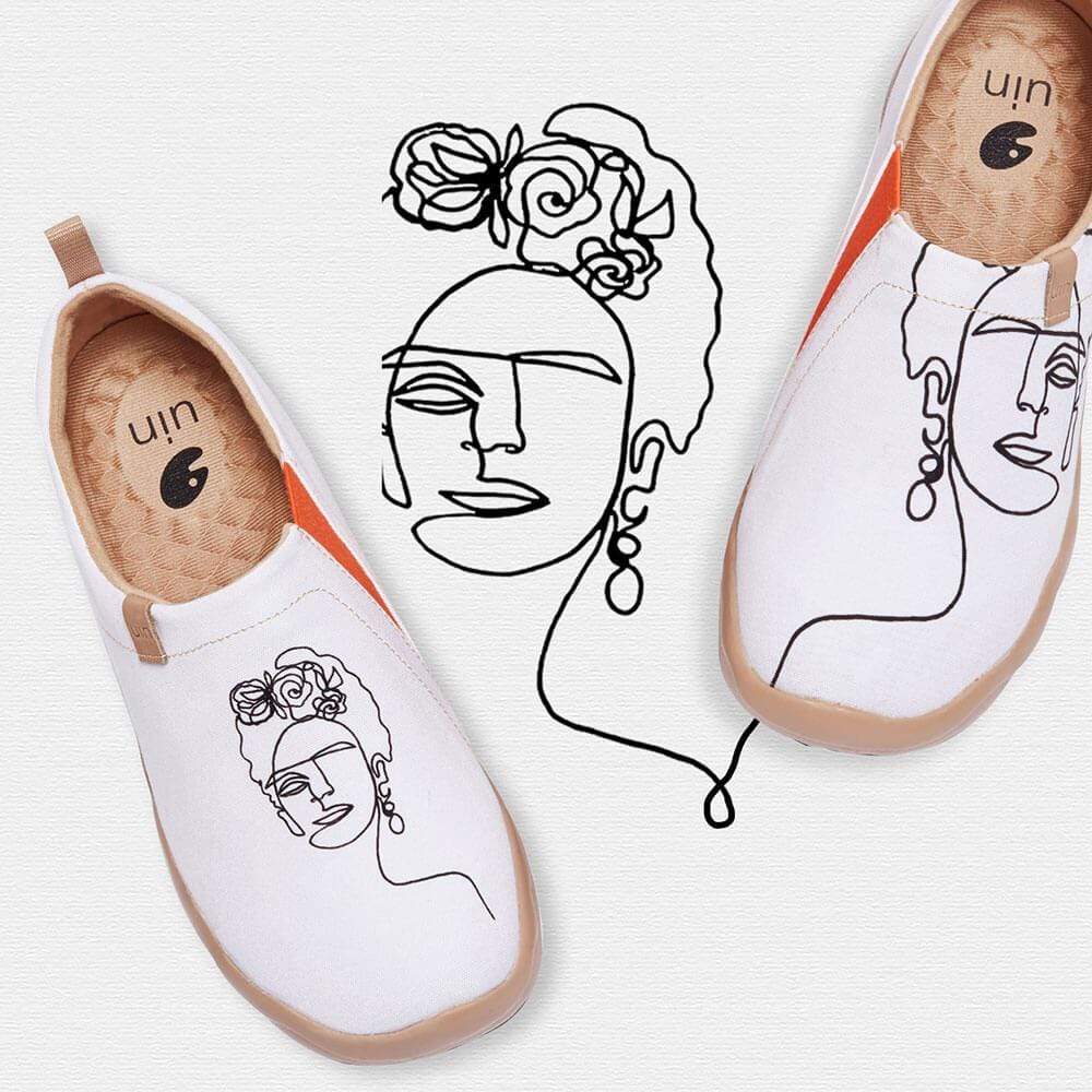 UIN Women Unibrow Women Canvas loafers